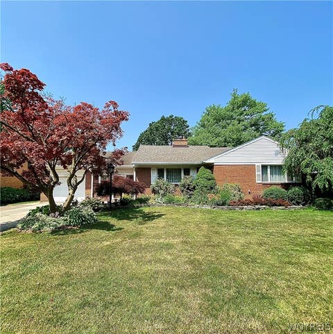 Photo of 189 High Park Blvd Boulevard, Amherst, NY 14226 (MLS # B1669159)