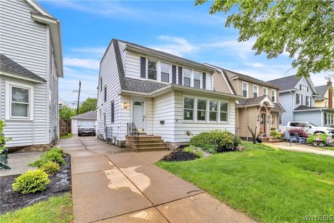 Tiny photo for 267 Warren Avenue, Tonawanda, NY 14217 (MLS # B1684695)