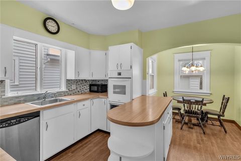 Tiny photo for 267 Warren Avenue, Tonawanda, NY 14217 (MLS # B1684695)
