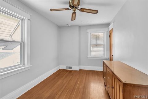 Tiny photo for 267 Warren Avenue, Tonawanda, NY 14217 (MLS # B1684695)