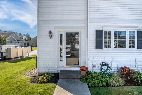 Condo For Sale - 121 Slate Bottom Drive<br/> Lancaster, NY 14043