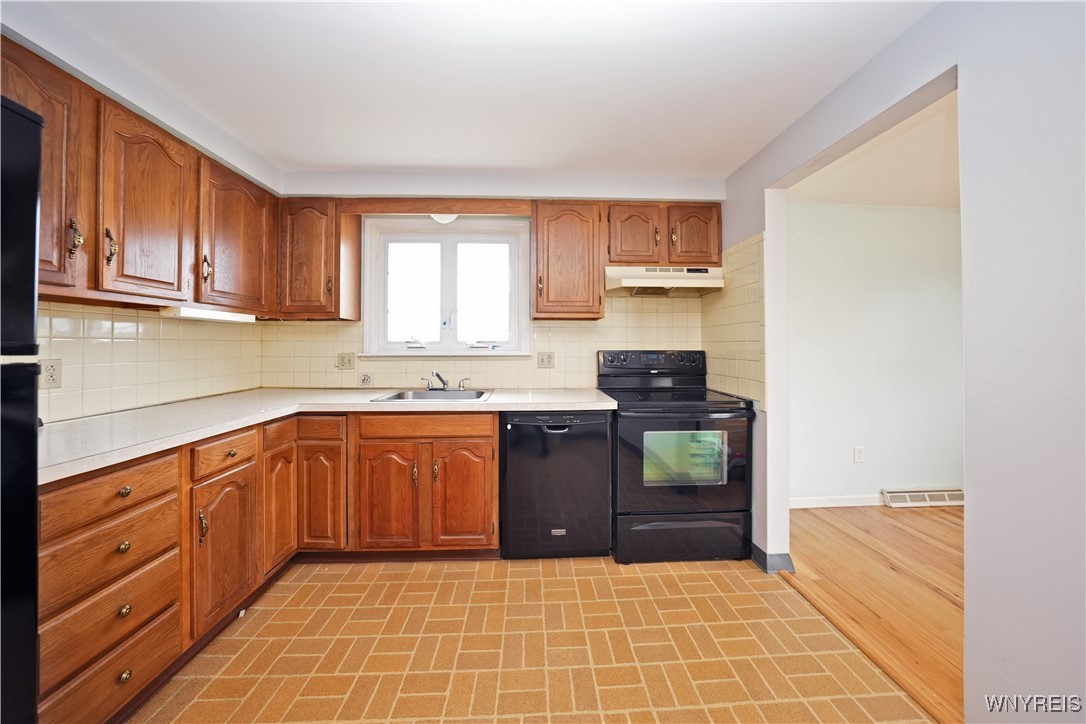 120 Old Lyme Drive #8, Amherst, New York image 12