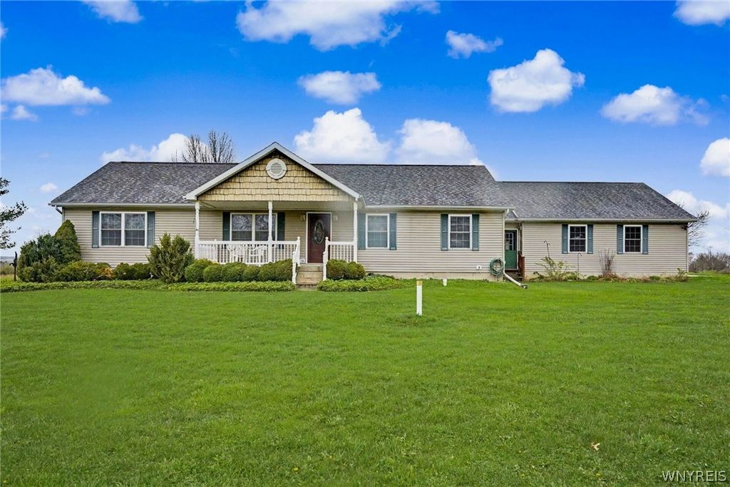 Photo of 6614 Stinson Road, Arcade, NY 14009 (MLS # B1676855)