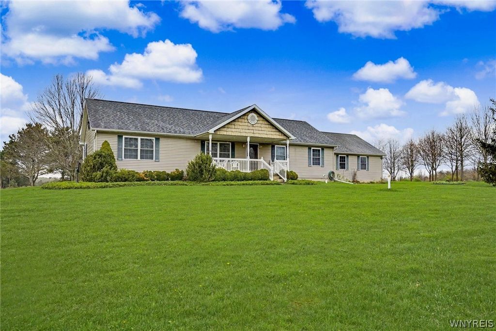 Photo of 6614 Stinson Road, Arcade, NY 14009 (MLS # B1676855)