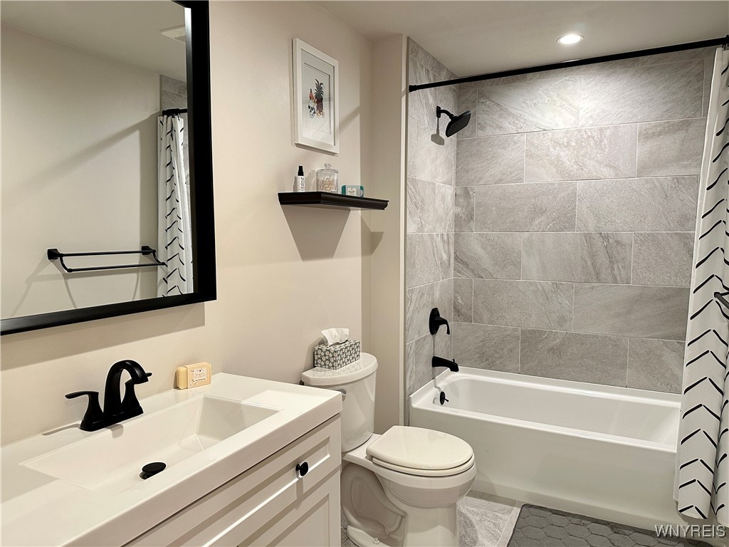 128 Old Glenwood Road, Aurora, New York image 36