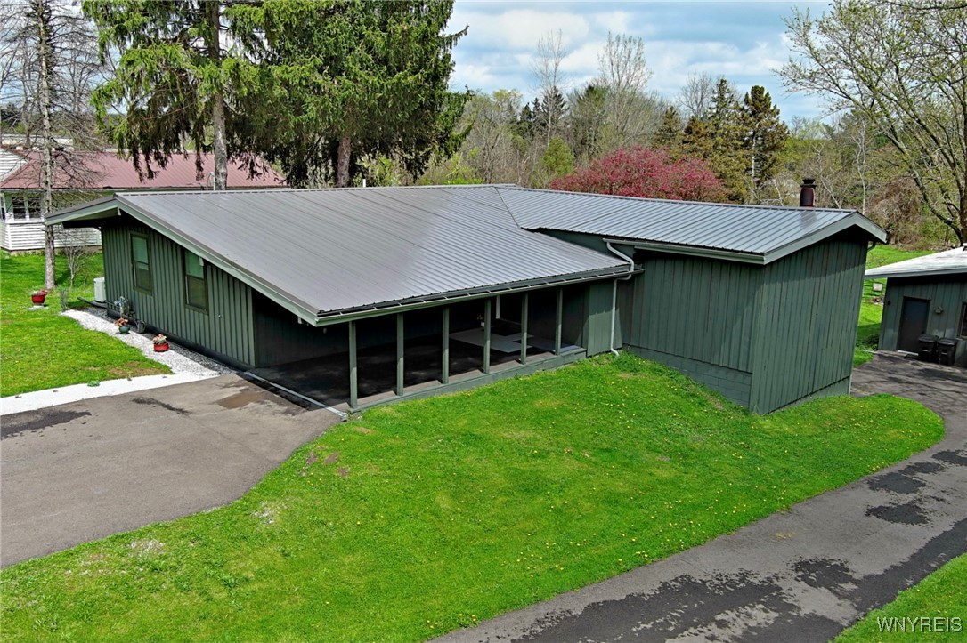 128 Old Glenwood Road, Aurora, New York image 3