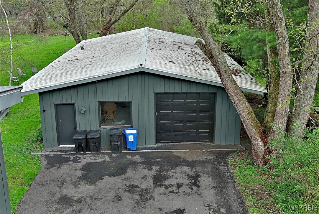 128 Old Glenwood Road, Aurora, New York image 6