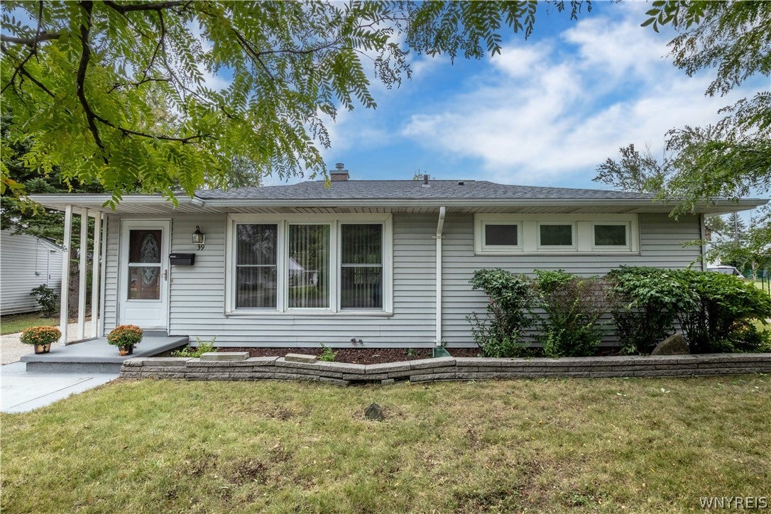 39 Mapleview Drive