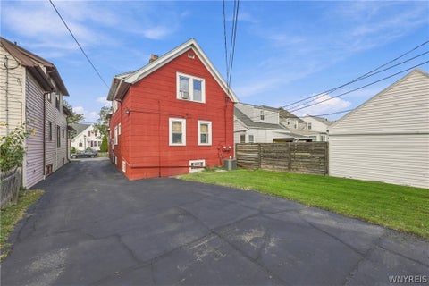 Tiny photo for 51 Harding Avenue, Tonawanda, NY 14217 (MLS # B1721367)
