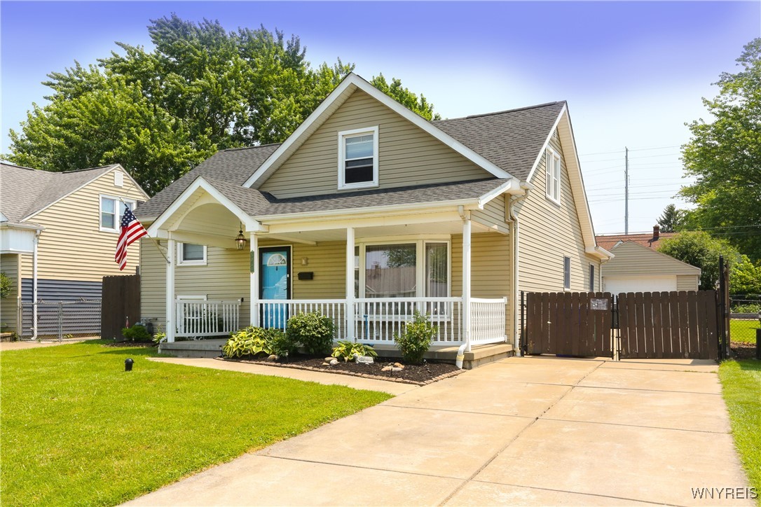 5031 Chapman Parkway