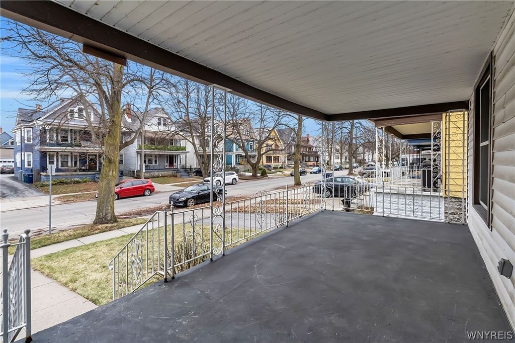 Photo of 285 West Avenue, Buffalo, NY 14201 (MLS # B1666908)