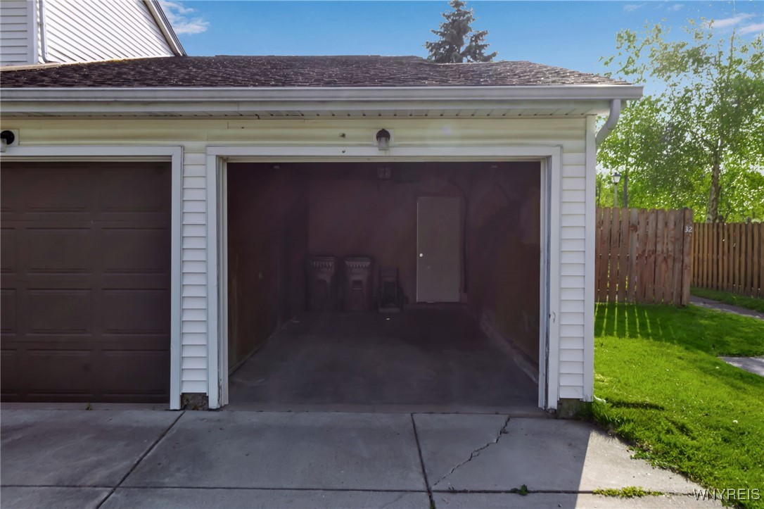 32 Pebble Creek Drive, Cheektowaga, New York image 29