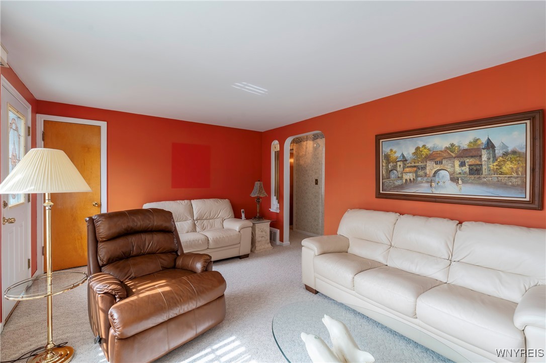 304 Traverse Boulevard, Tonawanda, New York image 3