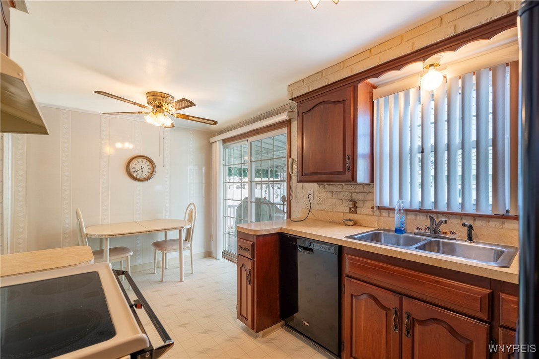 304 Traverse Boulevard, Tonawanda, New York image 8