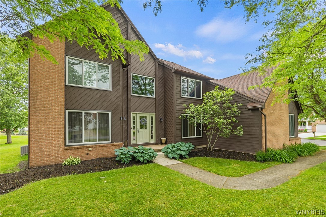 7 Opal Court
