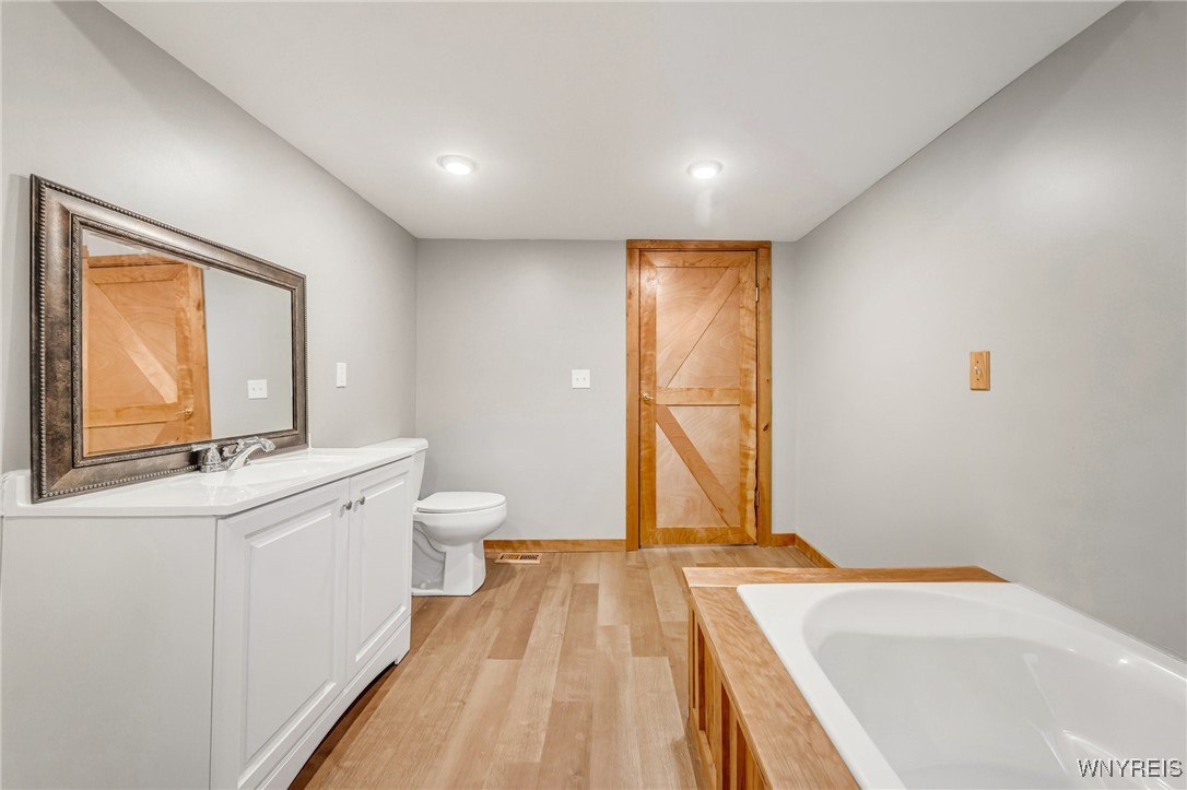 Yates, New York 14098, United States, 3 Bedrooms Bedrooms, ,2 BathroomsBathrooms,Residential,Active,167176