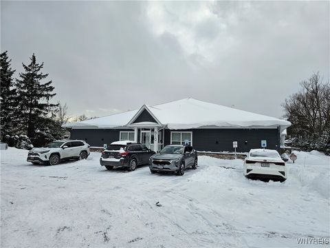 Photo of 610 Ayer Road #13, Amherst, NY 14221 (MLS # B1659383)