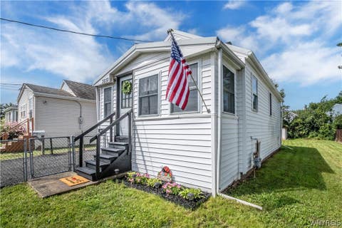 Tiny photo for 3032 Petroleum St Street, Niagara, NY 14305 (MLS # B1708838)