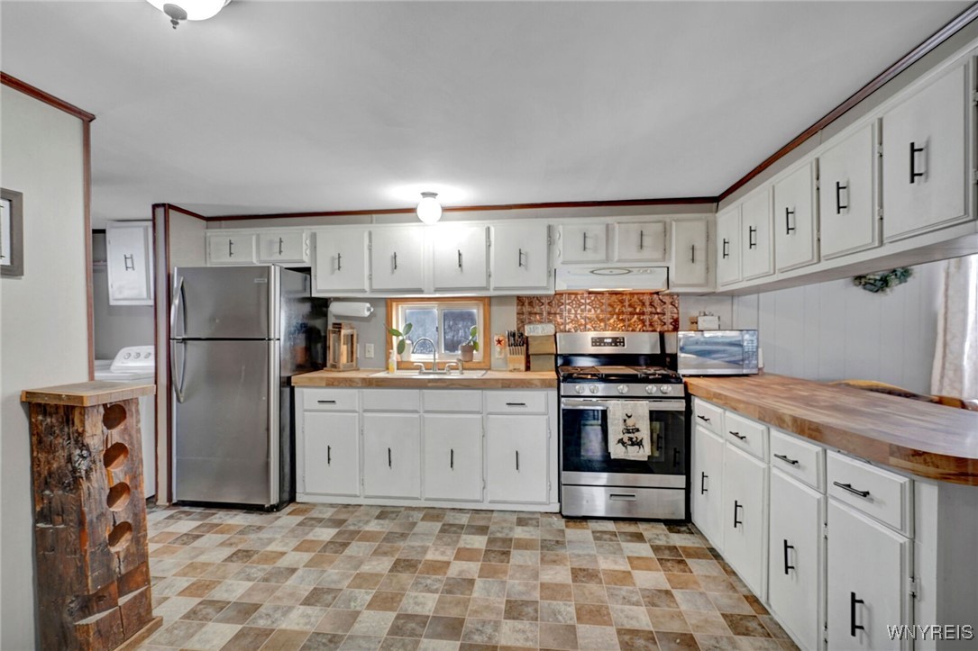 4885 Felton Hill Road, Machias, New York image 4