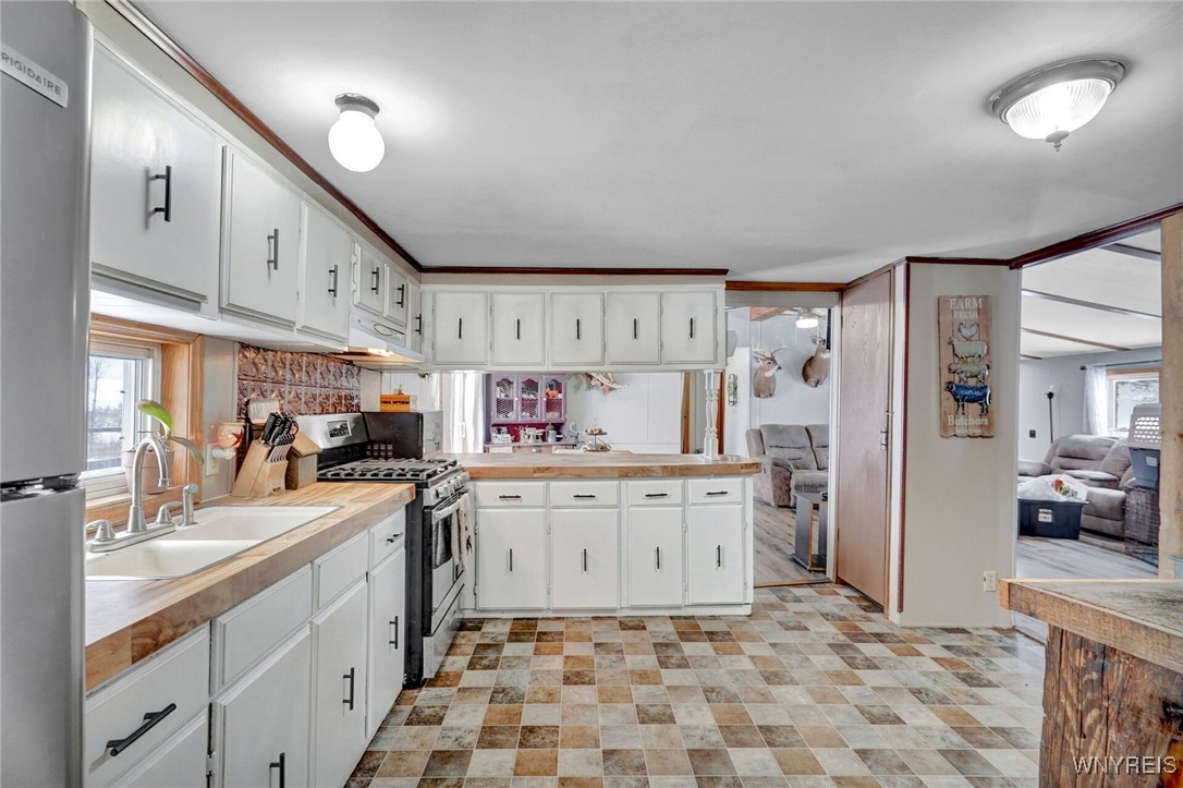 4885 Felton Hill Road, Machias, New York image 5