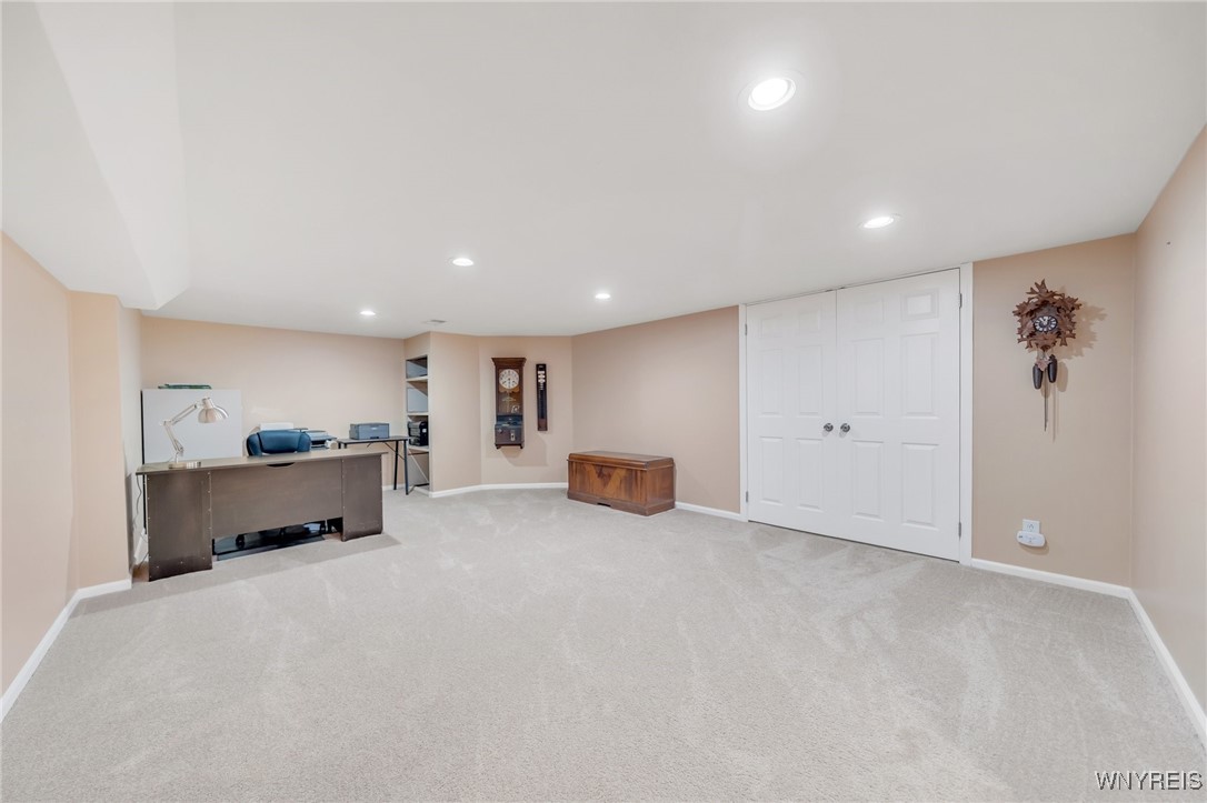 6157 Walnut Creek Court, Clarence, New York image 35