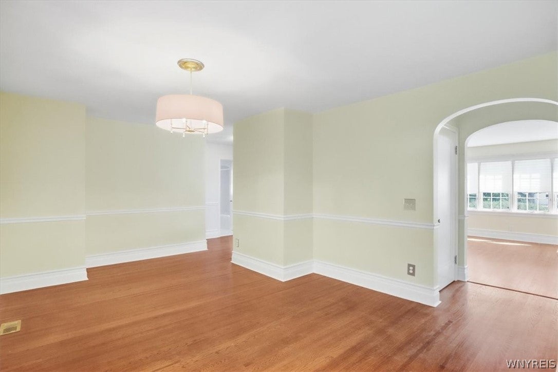 87 Lamarck Drive