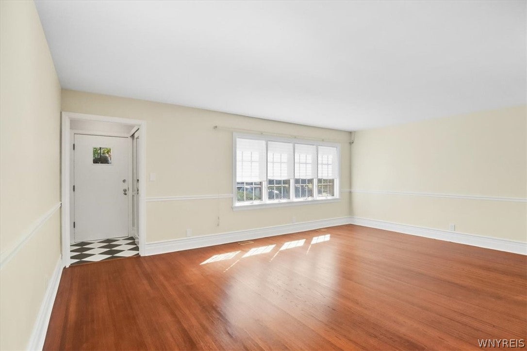 87 Lamarck Drive