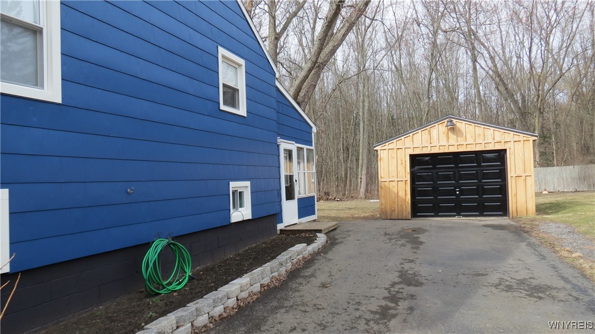 2568 Sunset Drive, Eden, New York image 6