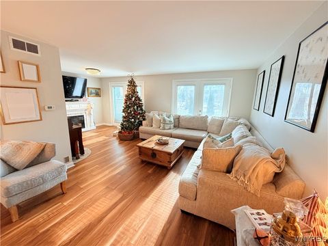 Tiny photo for 58 Kenton Place, Hamburg, NY 14075 (MLS # B1655238)