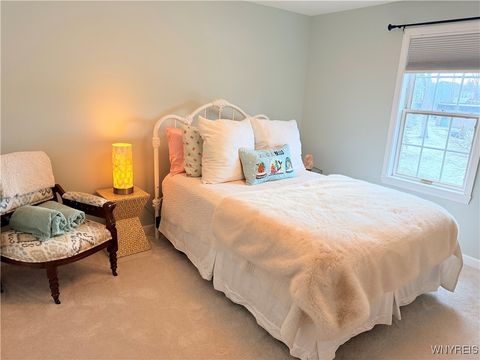 Tiny photo for 58 Kenton Place, Hamburg, NY 14075 (MLS # B1655238)