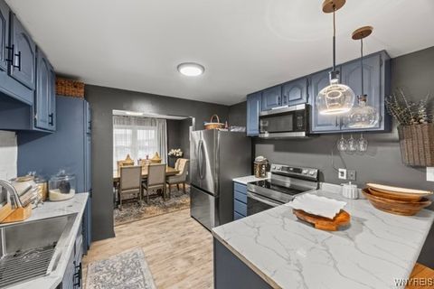 Tiny photo for 4741 Hermitage Road, Niagara, NY 14305 (MLS # B1647349)