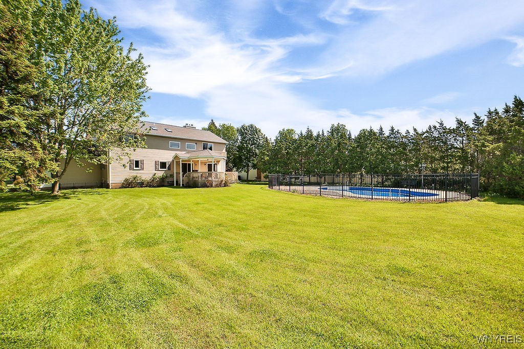 30 River Oaks Drive