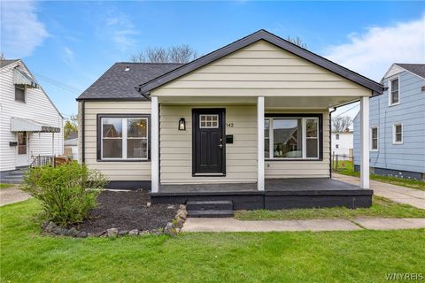 Homes For Sale - 142 E Grand Boulevard<br/> Cheektowaga, NY 14225