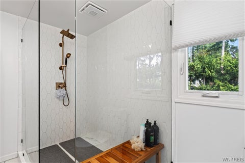 Tiny photo for 60 Fennec Lane, Amherst, NY 14051 (MLS # B1702402)