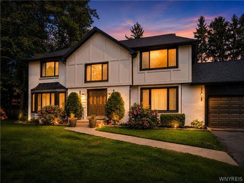 Tiny photo for 60 Fennec Lane, Amherst, NY 14051 (MLS # B1702402)