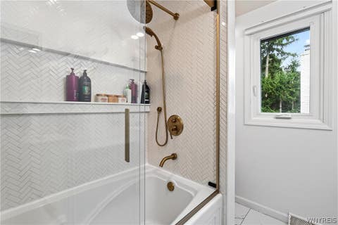 Tiny photo for 60 Fennec Lane, Amherst, NY 14051 (MLS # B1702402)