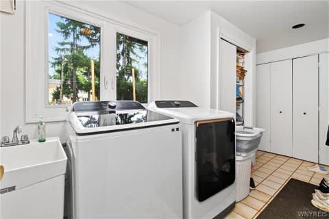 Tiny photo for 60 Fennec Lane, Amherst, NY 14051 (MLS # B1702402)