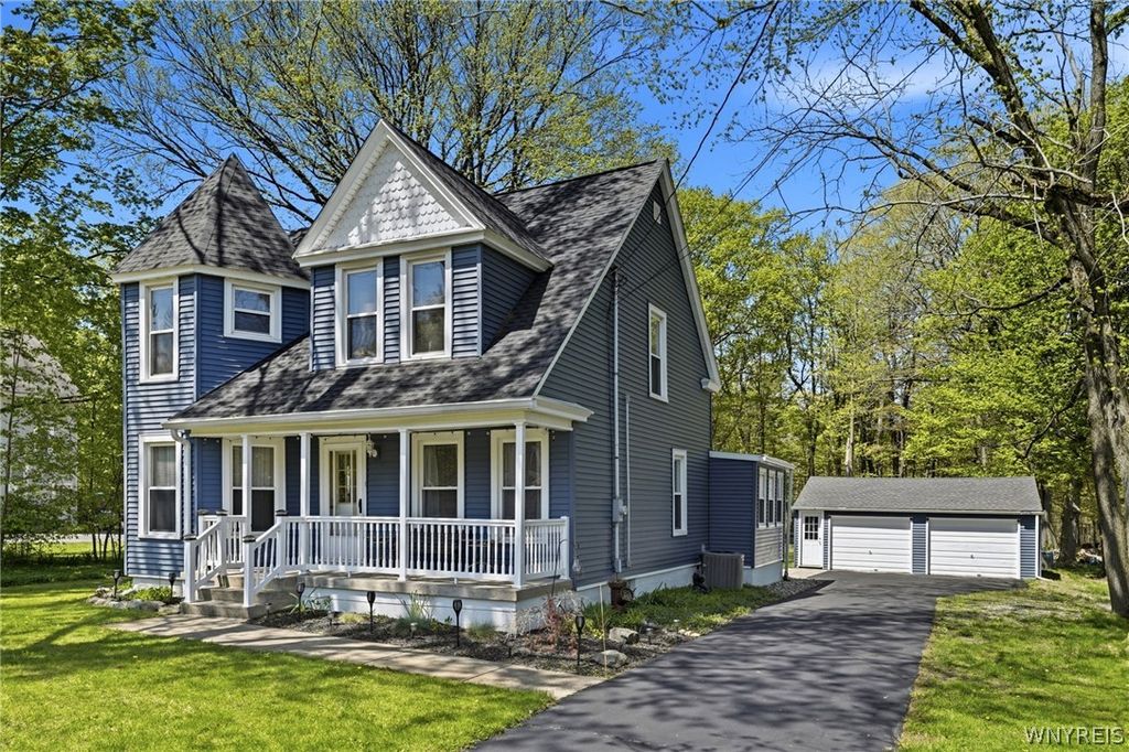 Photo of 6618 Versailles Road, Hamburg, NY 14085 (MLS # B1678974)