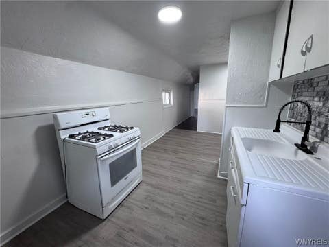 Tiny photo for 26 York Street #2, Buffalo, NY 14213 (MLS # B1709182)