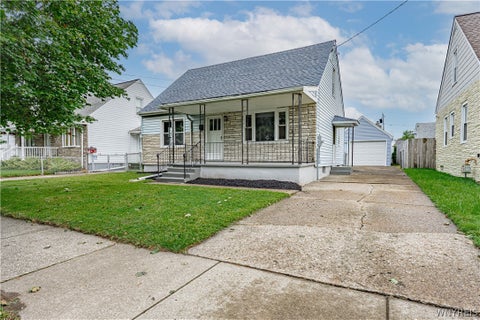 Homes For Sale - 3644 Ferry Avenue<br/> Niagara County, Niagara Falls, NY 14301
