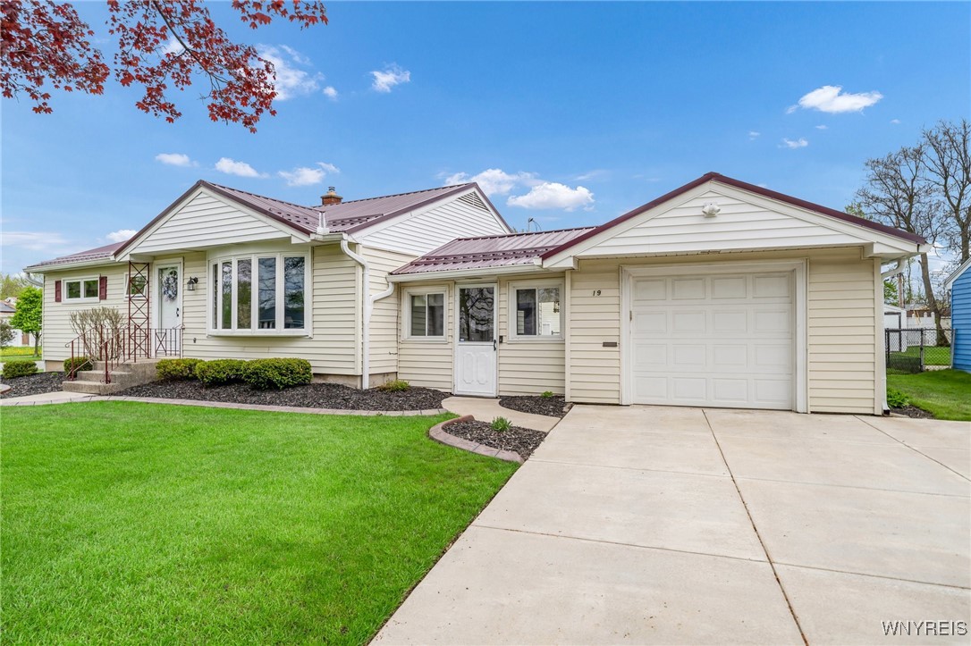 19 Coronation Drive