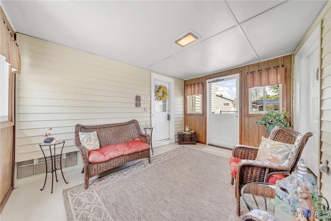 19 Coronation Drive