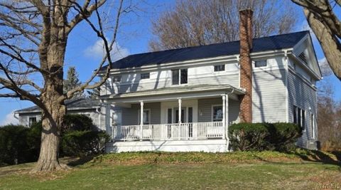 Homes For Sale - 8121 Telephone Road<br/> Genesee County, Pavilion, NY 14482