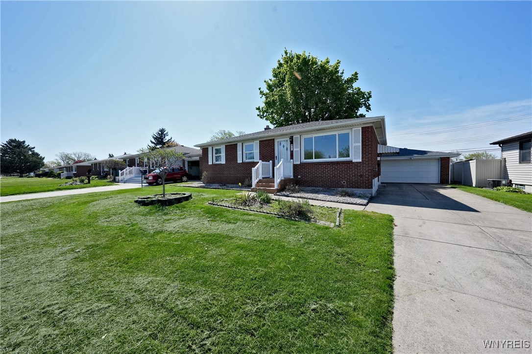 41 Della Drive, Lackawanna, New York image 35