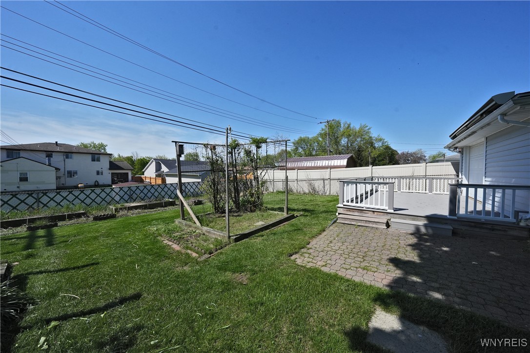 41 Della Drive, Lackawanna, New York image 30