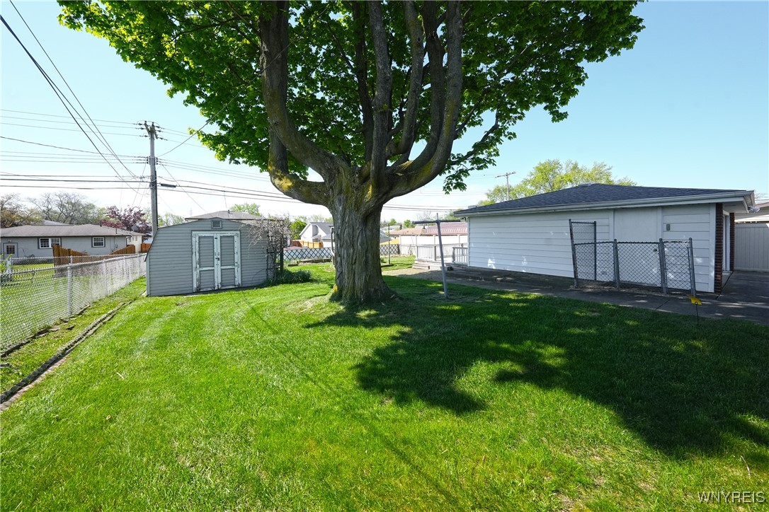 41 Della Drive, Lackawanna, New York image 28