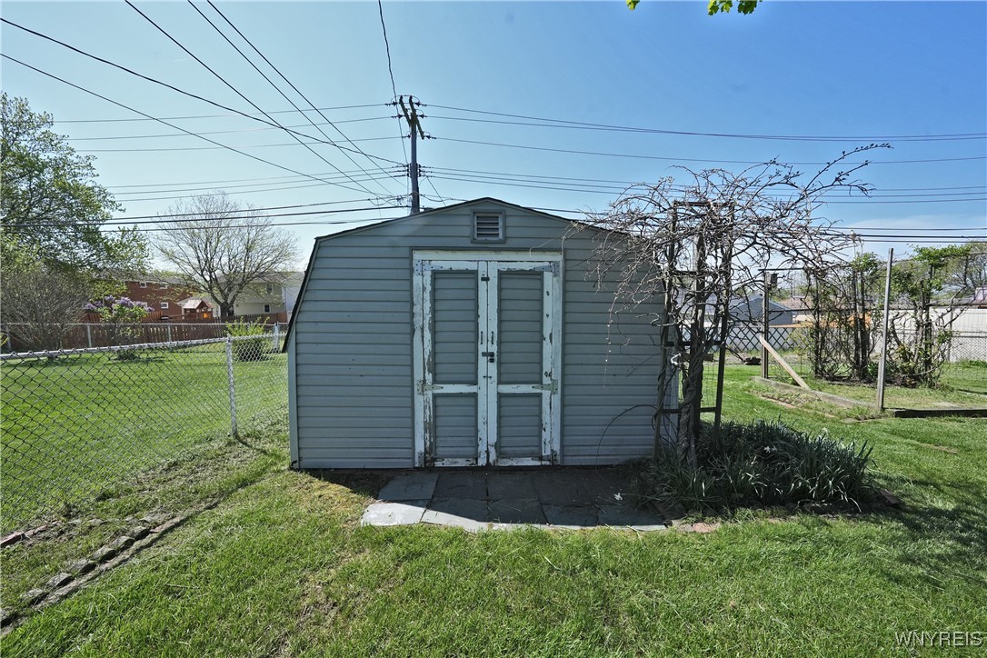 41 Della Drive, Lackawanna, New York image 29