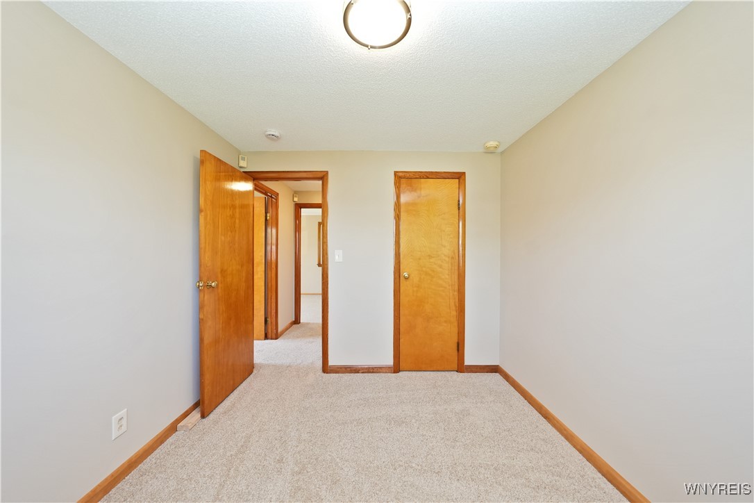 41 Della Drive, Lackawanna, New York image 18