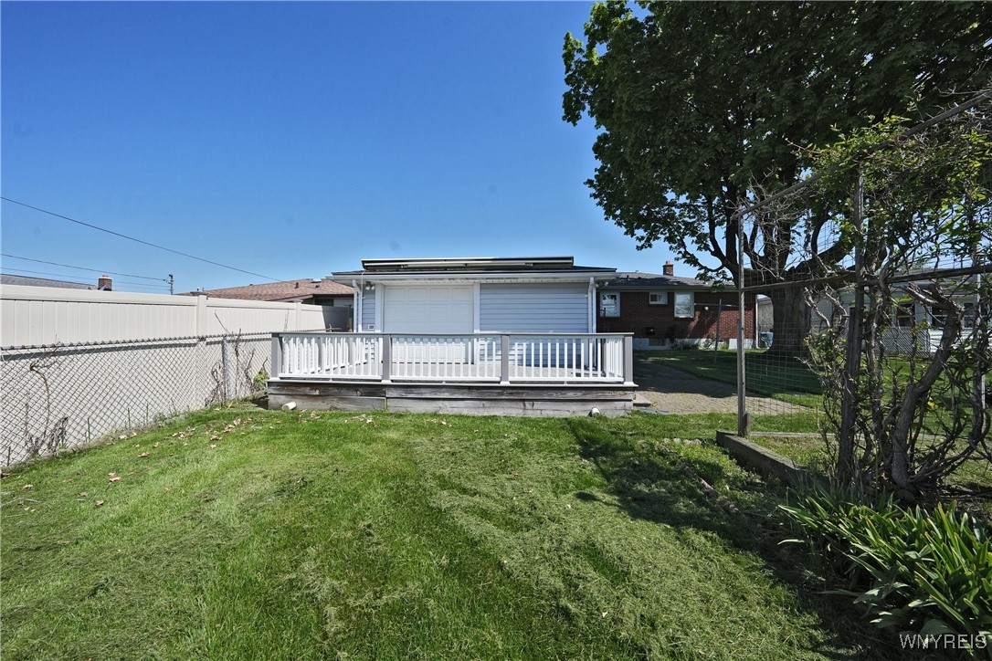 41 Della Drive, Lackawanna, New York image 37