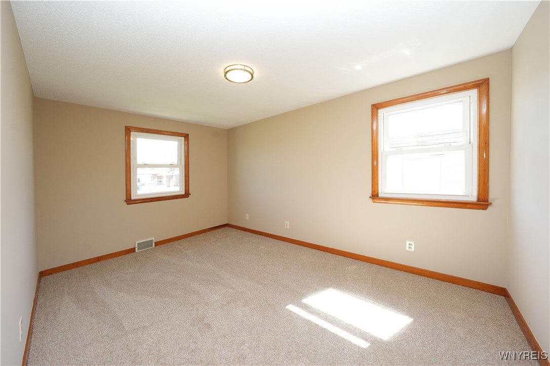 41 Della Drive, Lackawanna, New York image 15